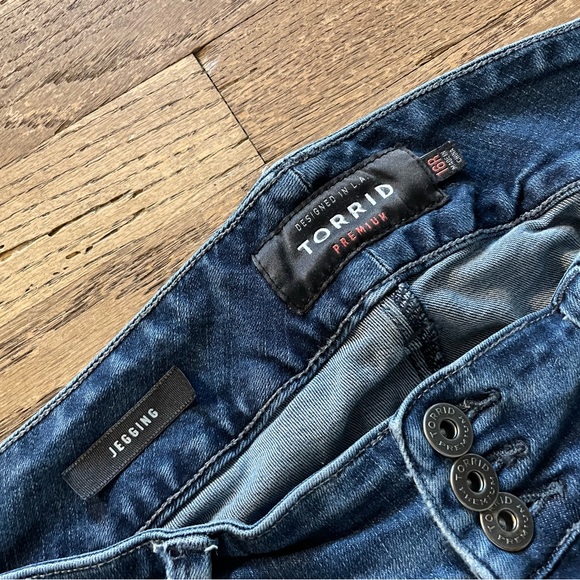 Torrid jeans - Picture 4 of 8